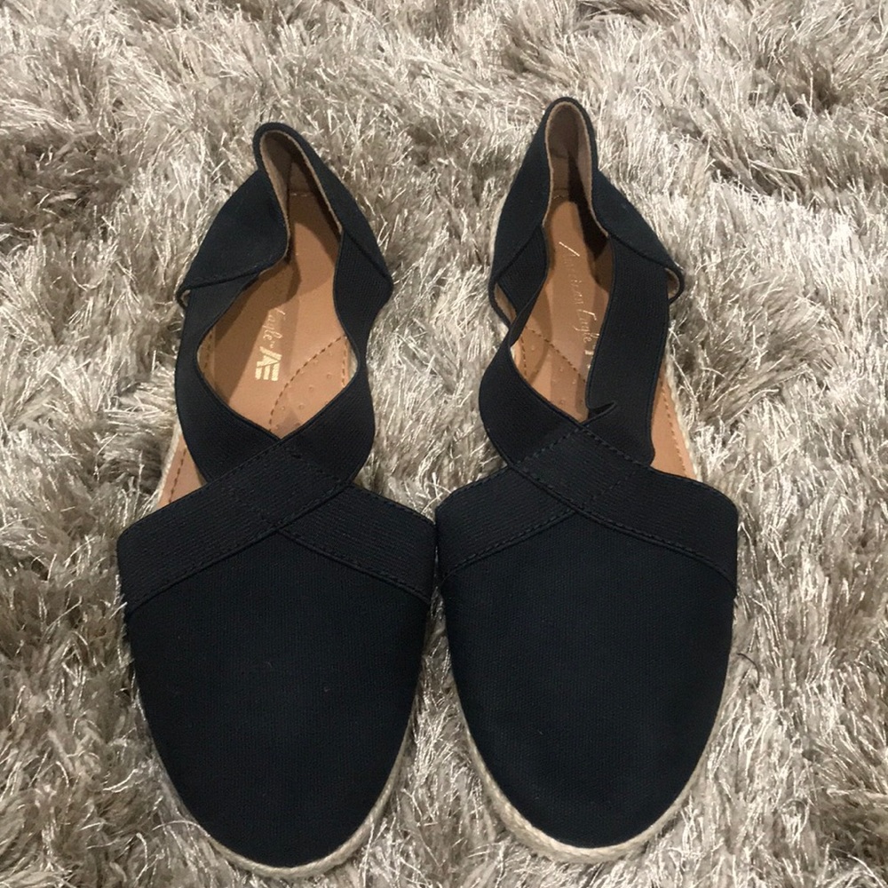 American eagle black flats